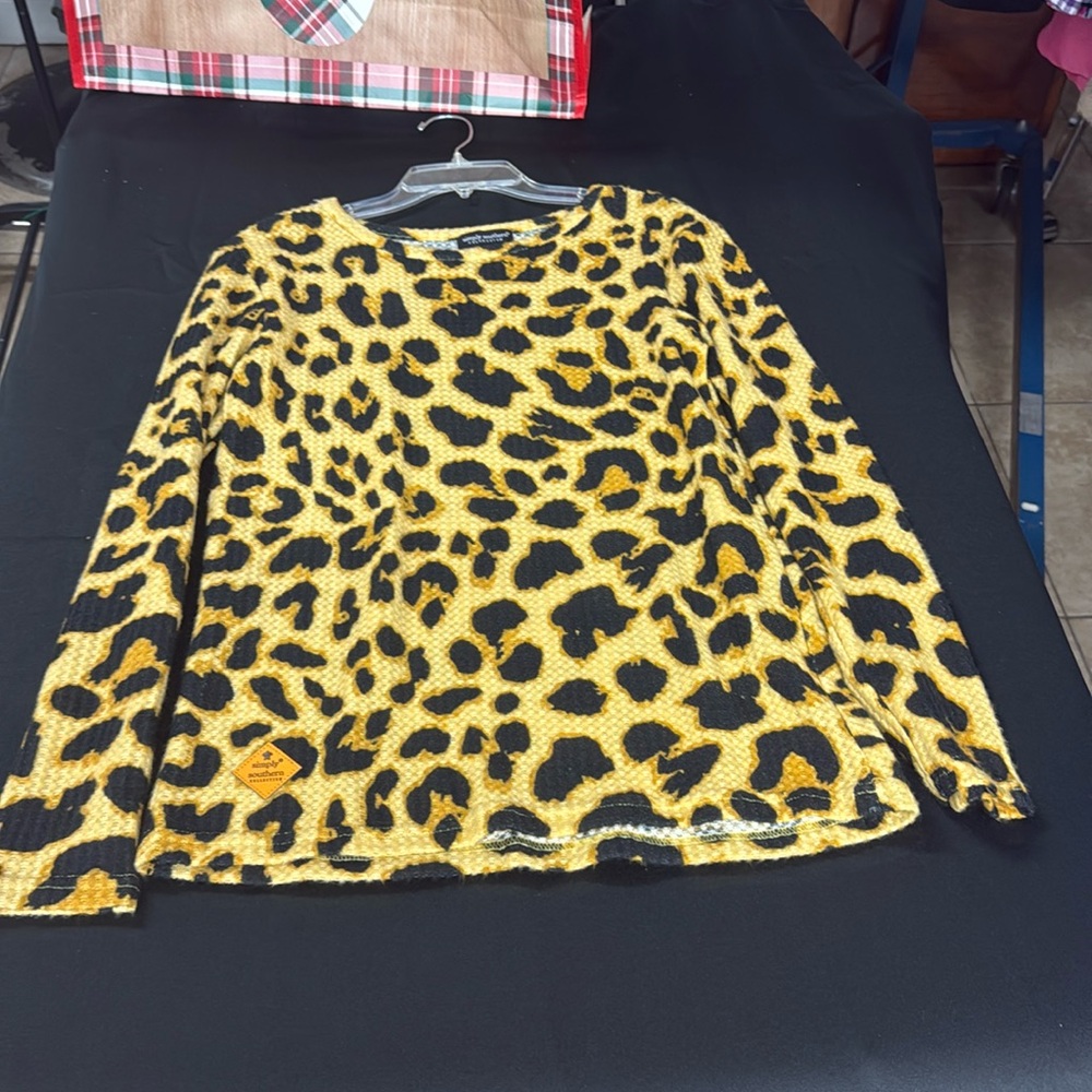 Women’s simply southern top